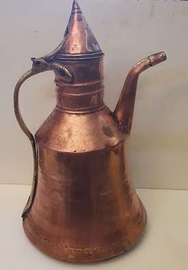 Antique Copper Kettle  for Decor only  / Leaks   36 cm x 20 cm