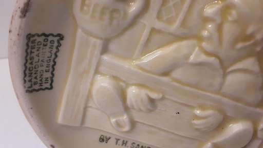 Vintage Lancaster England   Mug Weller and Sairey Gamp Rare Find! 12 cm