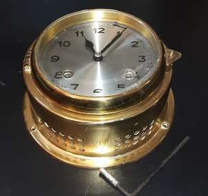 Vintage Ship Clock Wind Up 15 cm - in working order