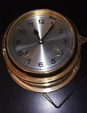 Vintage Ship Clock Wind Up 15 cm - in working order