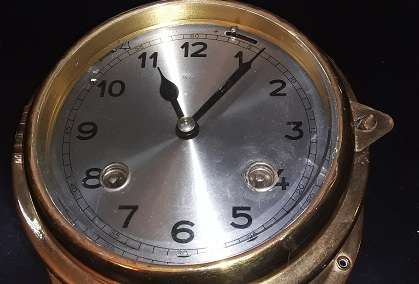 Vintage Ship Clock Wind Up 15 cm - in working order