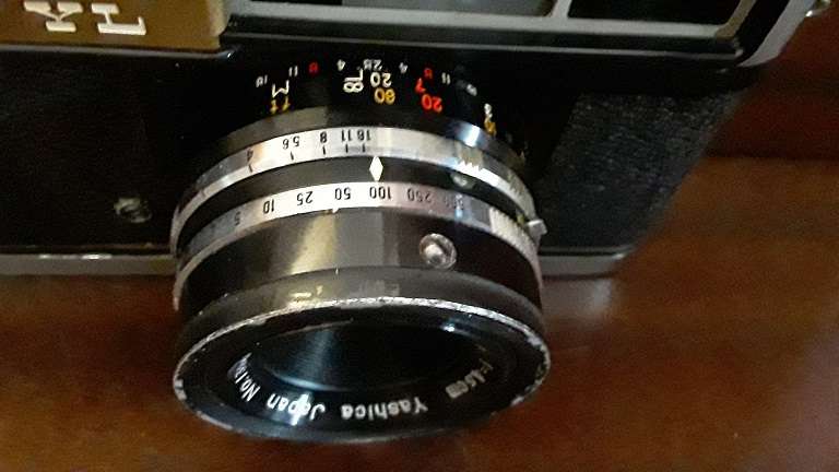 Yashica 35 mm Film Camera with Leather case cover