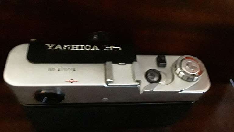 Yashica 35 mm Film Camera with Leather case cover