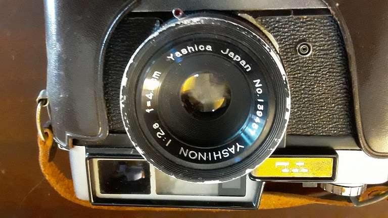 Yashica 35 mm Film Camera with Leather case cover