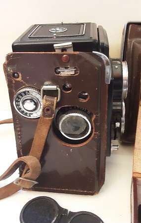 Vintage Yashica Yashicaflex Yashica 635 Dual  Camera  F80mm