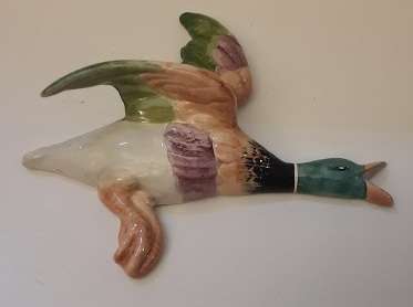 Vintage ( Wall ) Bird in Flight Figurine 17 x 16 cm