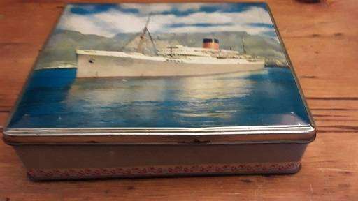 Vintage Edward Sharp Table Mountain Tin 18 cm x 14 x 4 cm