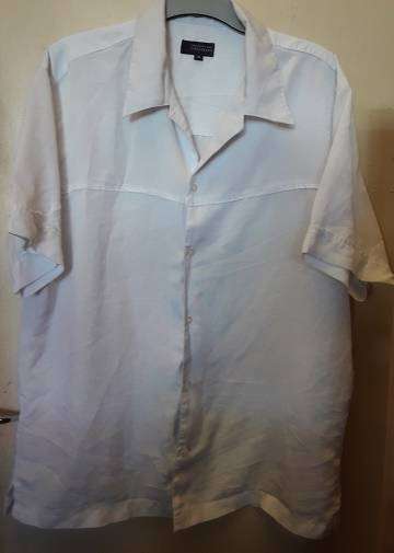 Clothing :White Truworths Man  Shirt size XL