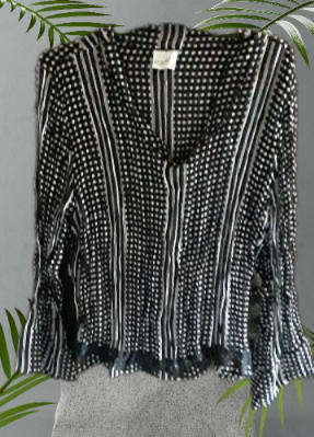 Clothing : Black and White Top size  Large