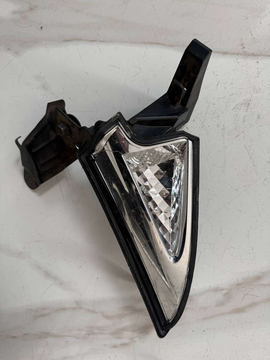 2014 TOYOTA ETIOS CROSS 1.5I H/B LF HEADLAMP REFLECTOR