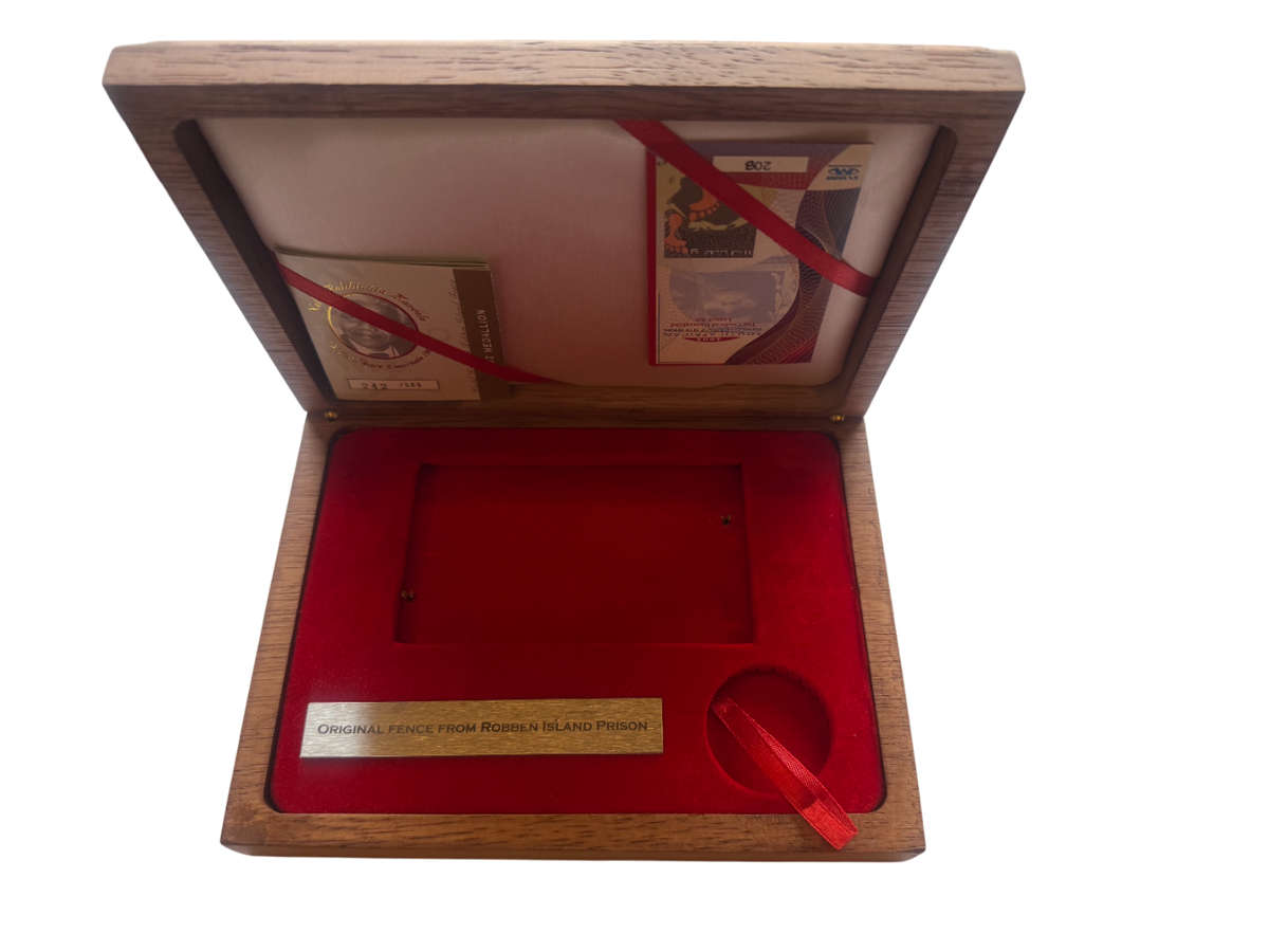 Heritage Site Original SA Mint Brown Box Holds  1 X Ounce Gold/Silver Coin Encapsuled and 1 x Medal