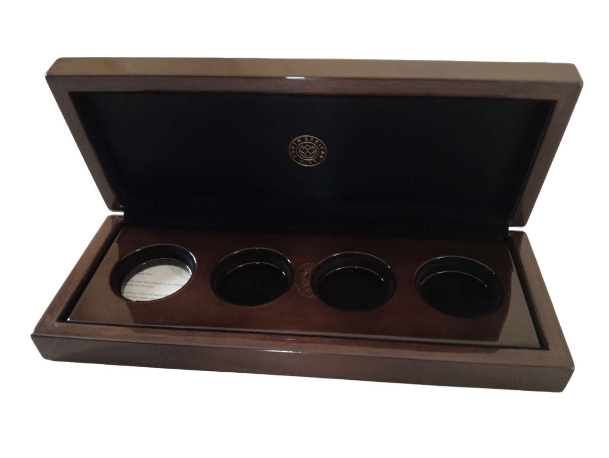 Stunning SA Mint Wooden Box - Holds 4 x 1oz Encapsuled Silver 1 oz Coins