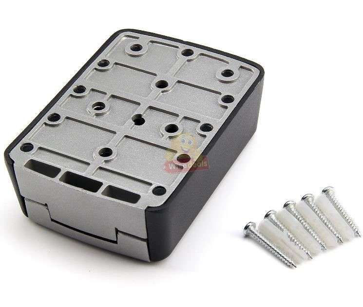 Outdoor wall mounted Key Safe with combination lock