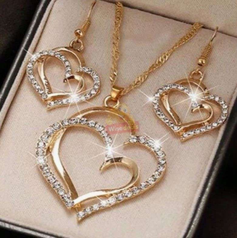 Heart Shaped Necklace and Earrings set in Complimentary Gift Box