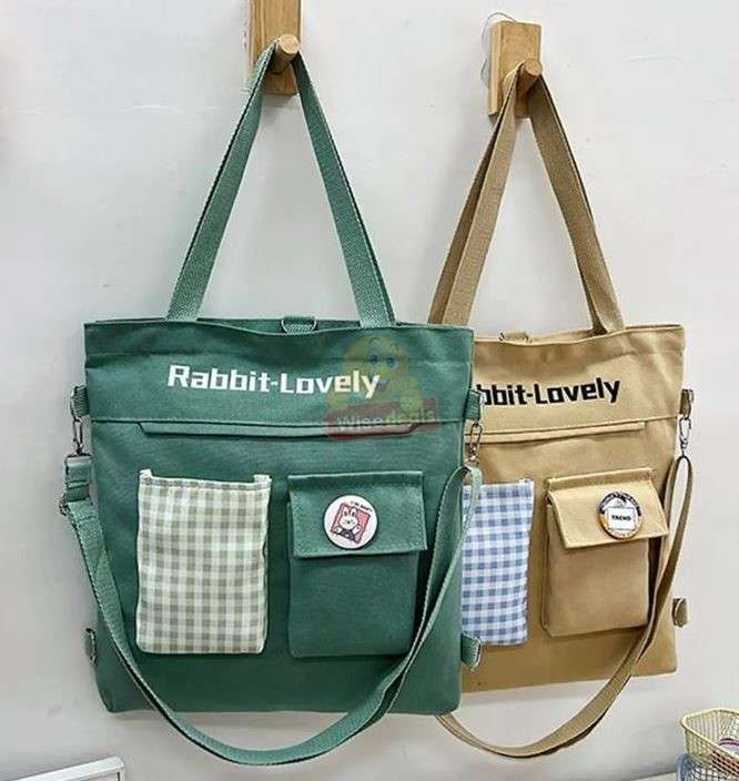 Casual comfortable fashion hand and shoulder bag