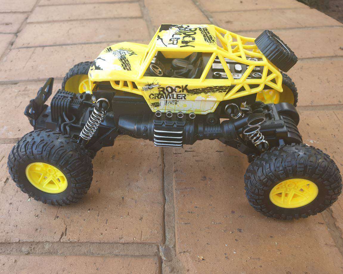 2 Wheel Drive Die-Cast Off-Road Rock Crawler