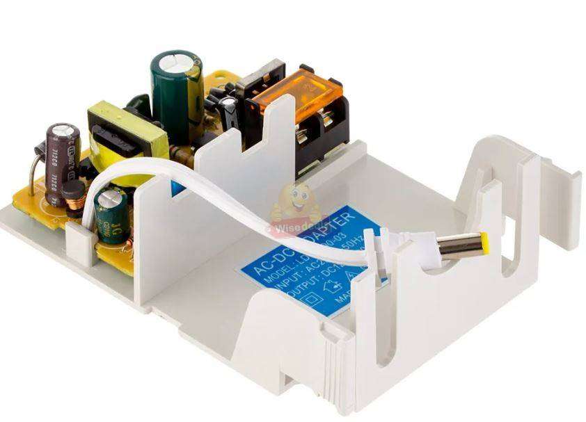 Outdoor 12 Volt 2 Ampere AC DC Power Supply Adapter Box for CCTV Cameras