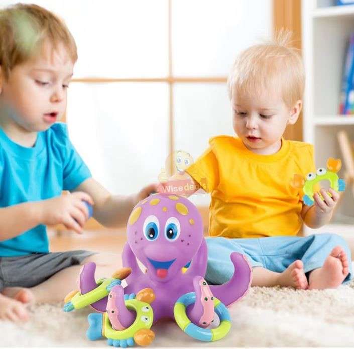 Floating Purple Octopus with 5 Hoopla Rings Interactive Bath Toy