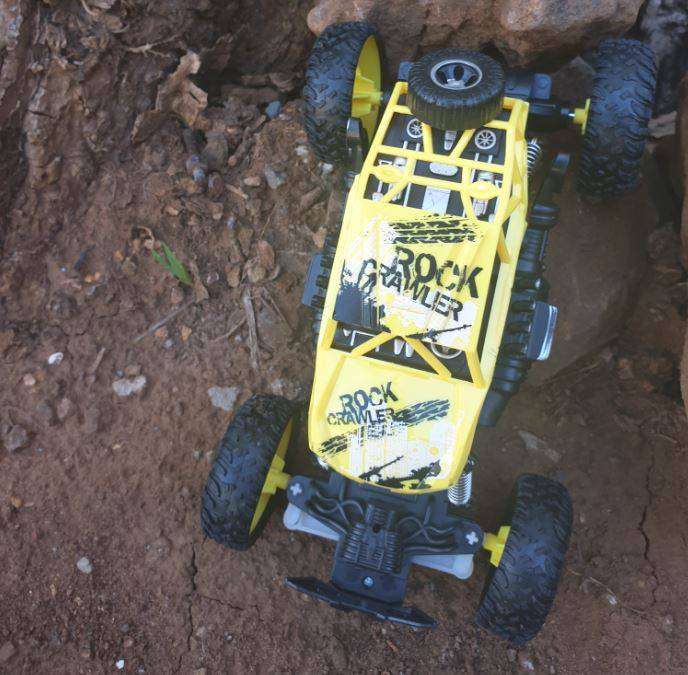 2 Wheel Drive Die-Cast Off-Road Rock Crawler