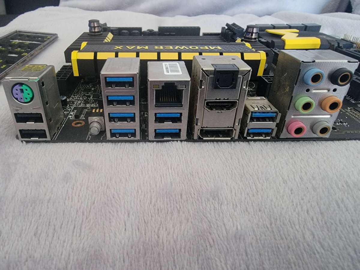 MSI Z97 MPower MAX - Gaming Motherboard 4-Ram Slots! Faulty Mosfets!