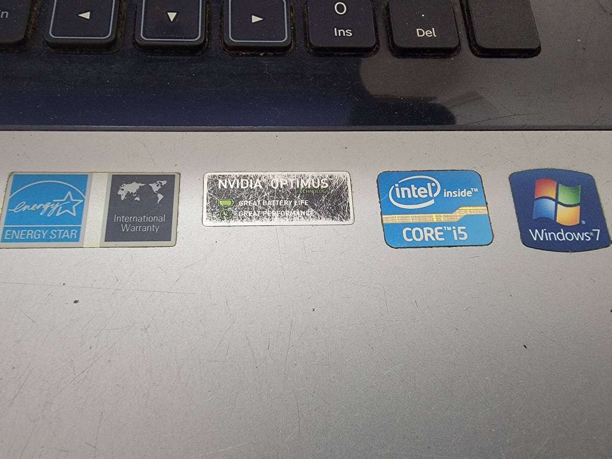 Samsung Laptop, i5, 4Gb Ram, 160Gb HDD, Nvidea Graphics Card - broken screen, working, turns on