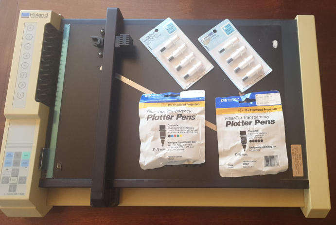 ROLAND X-Y Plotter DXY-1100