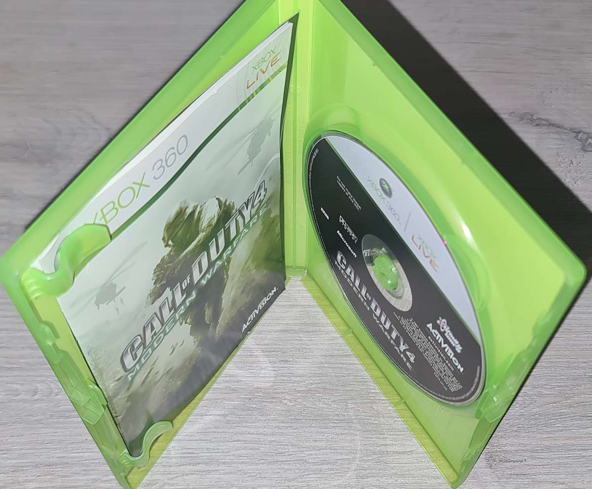 Call Of Duty 4 Modern Warfare Game Of The Year - XBOX 360