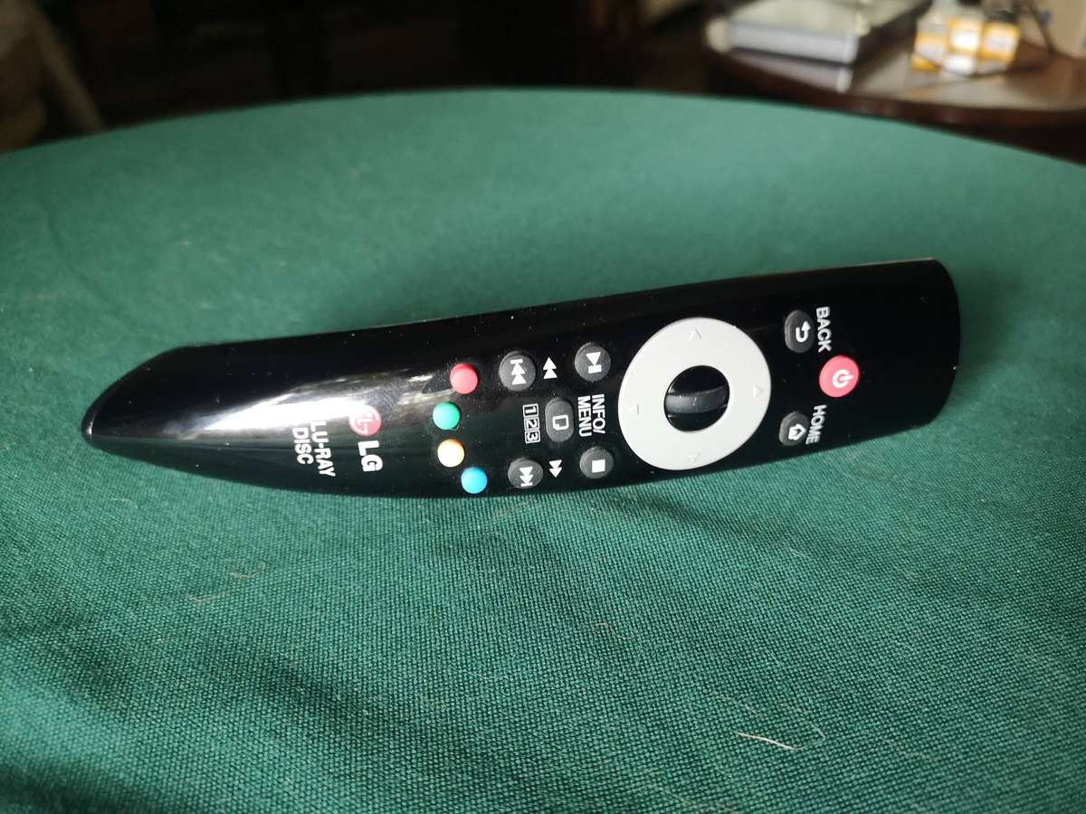 LG Blu Ray player BP 740 with magic remote