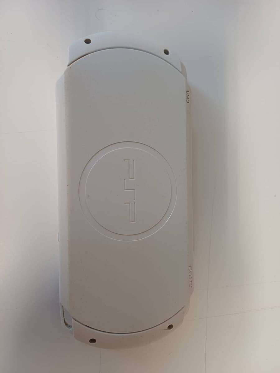 PSP Street 4GB with 14 Games **Weekend Auction**