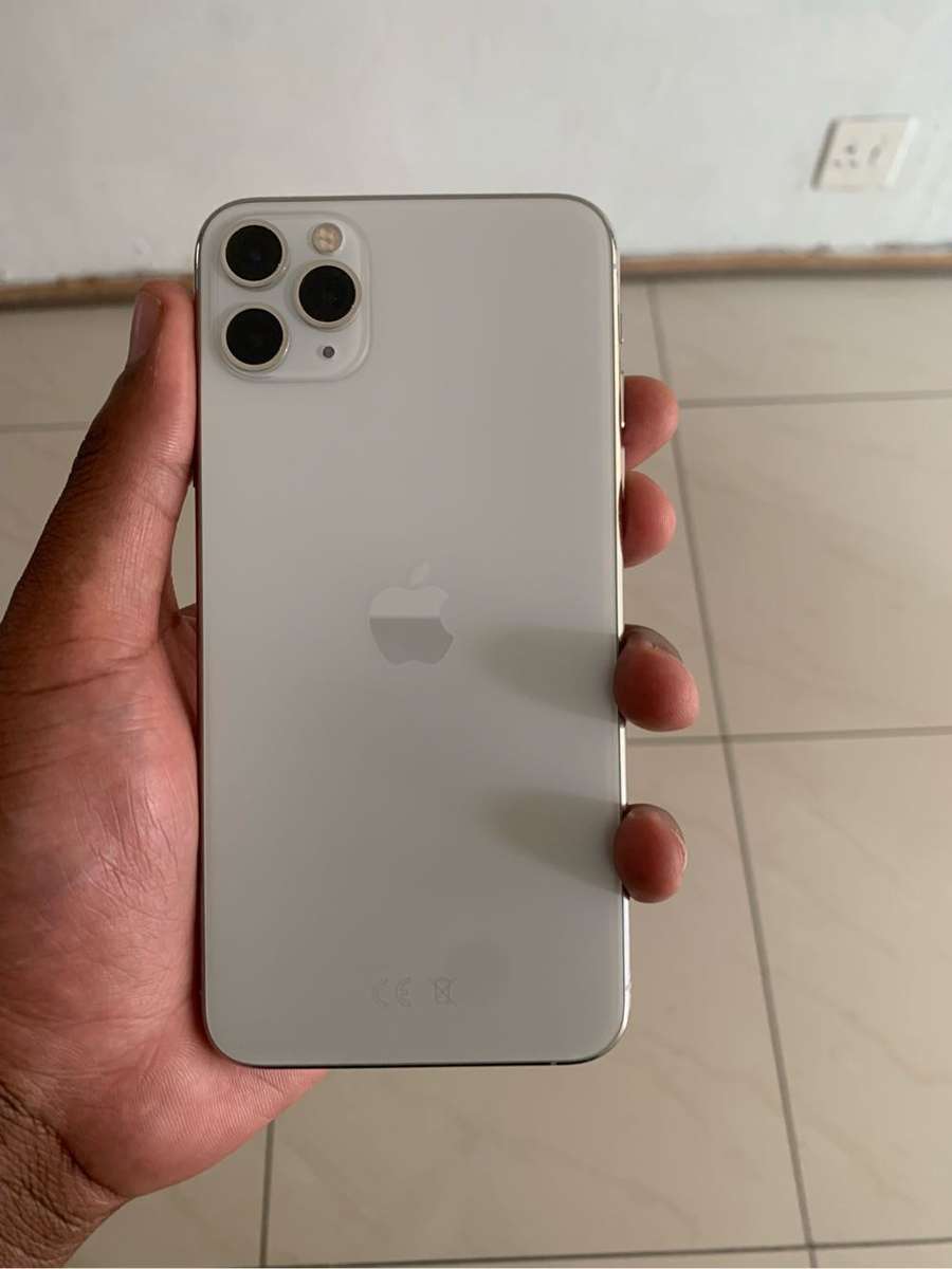 iPhone 11 Pro Max 64gb(no Face ID)