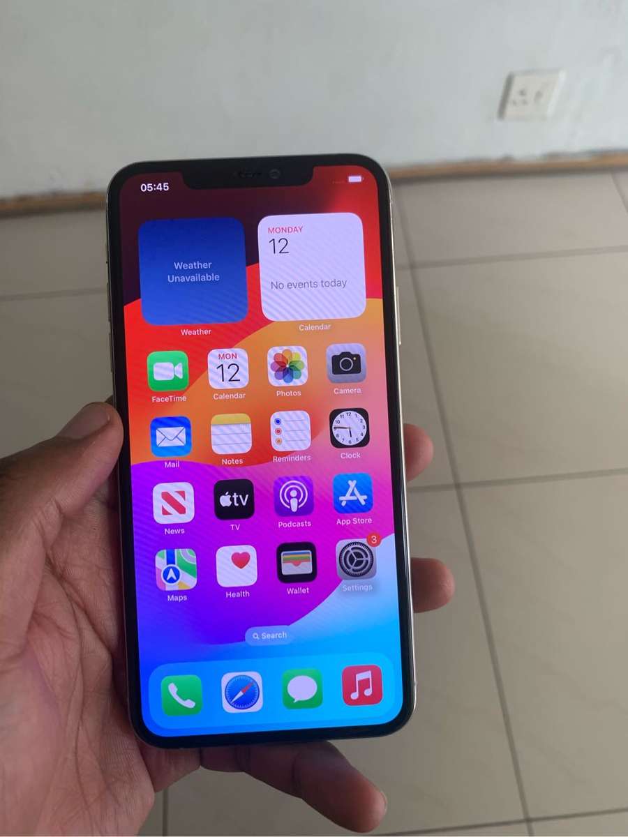 iPhone 11 Pro Max 64gb(no Face ID)