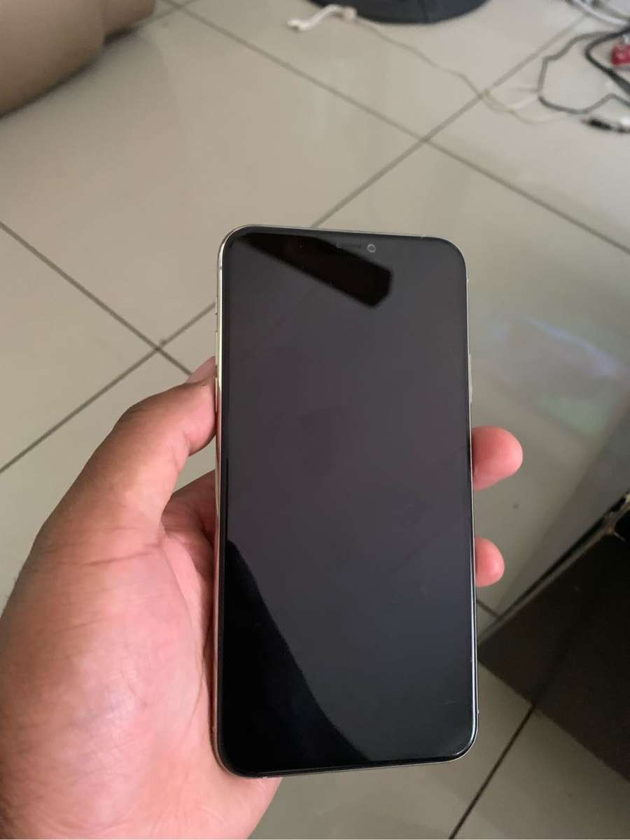 iPhone 11 Pro Max *no Face ID