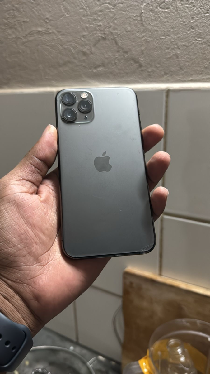 iPhone 11 Pro *no Face ID