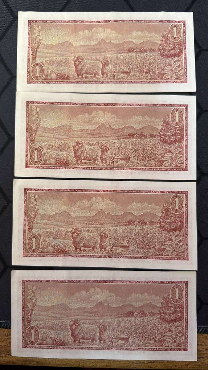 TW de Jongh R1 notes - 3 x in sequence