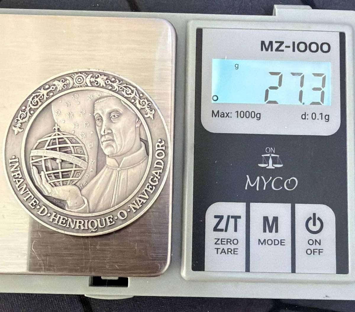 Tempos de Grandeza 1385 - 1580.  925 silver. 27.3 grams. Prince Henry