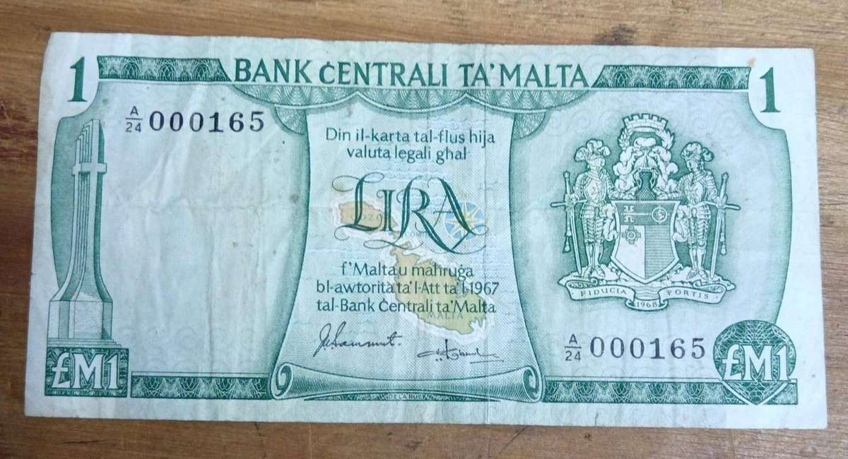 Malta 1 Lira note - 1973