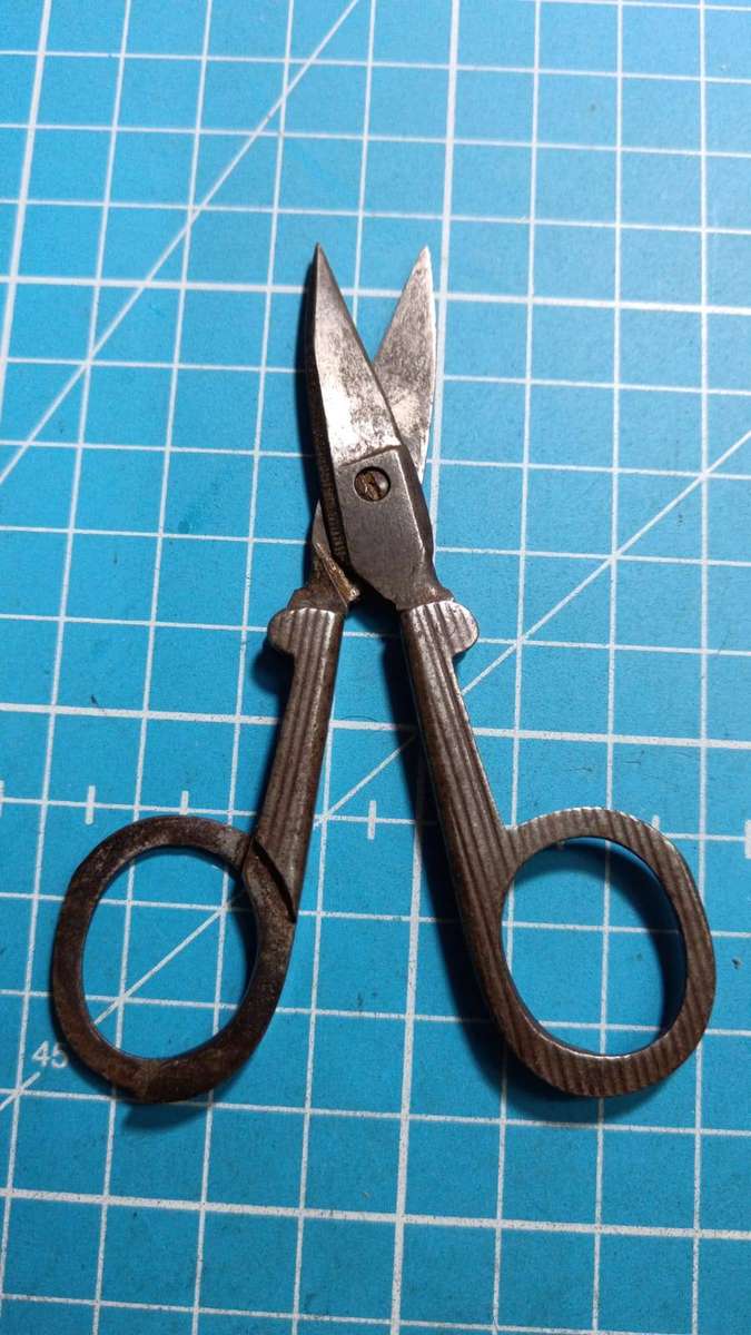 Vintage Folding Scissors
