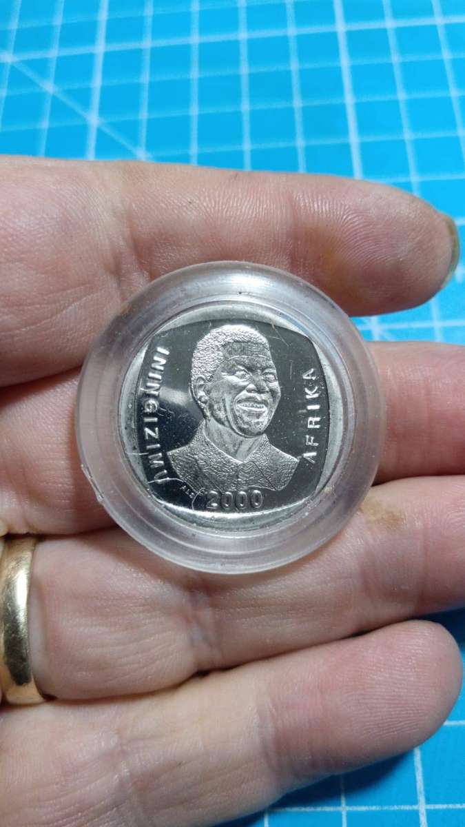 2000 mandela r5