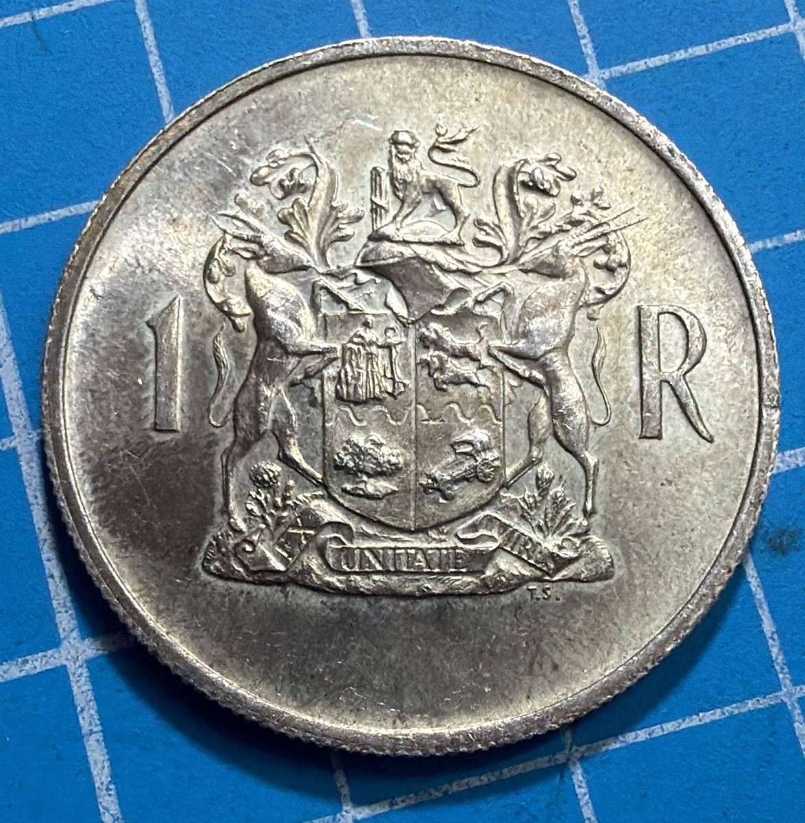 1969 silver R1