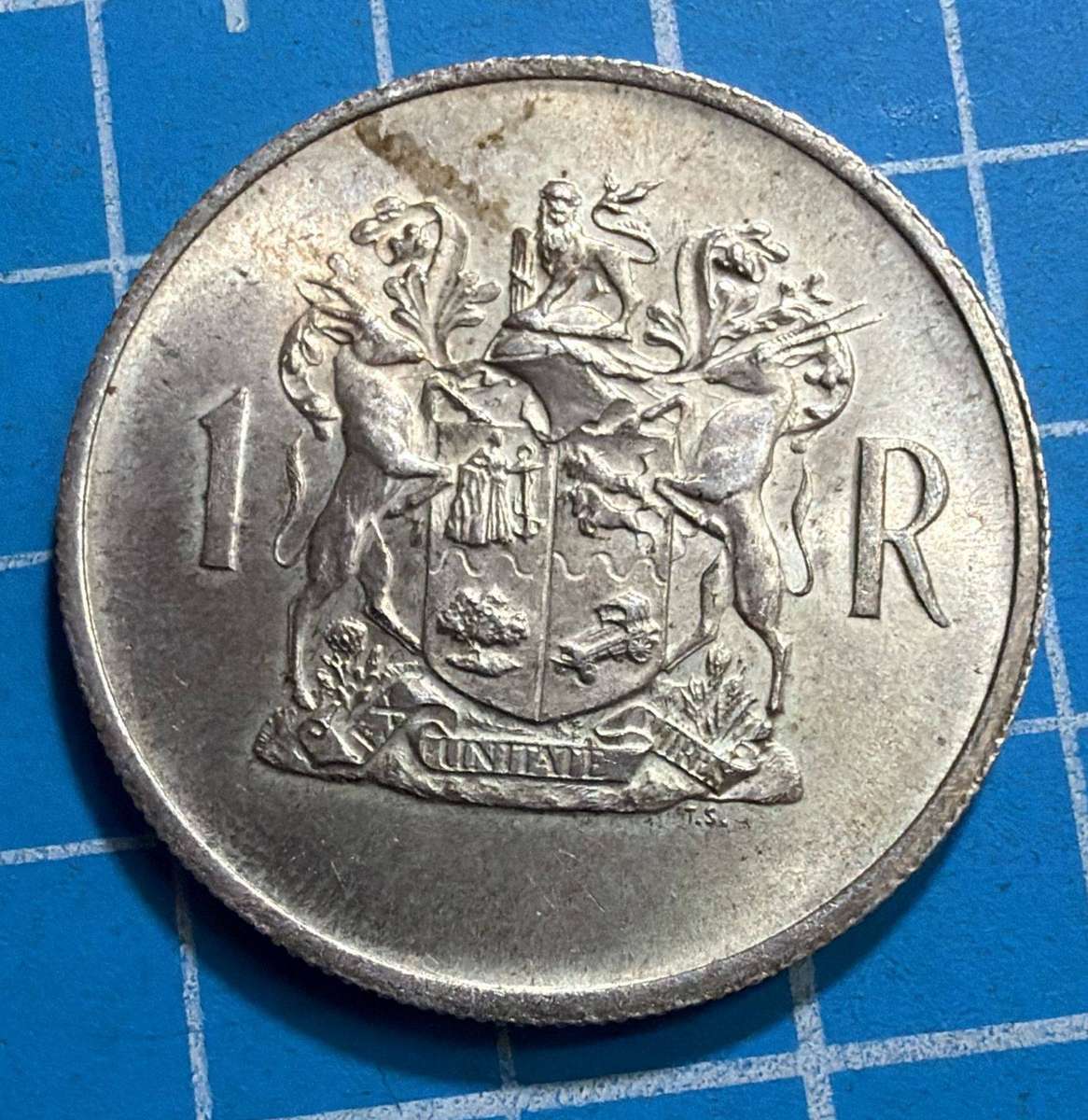 1969 silver R1