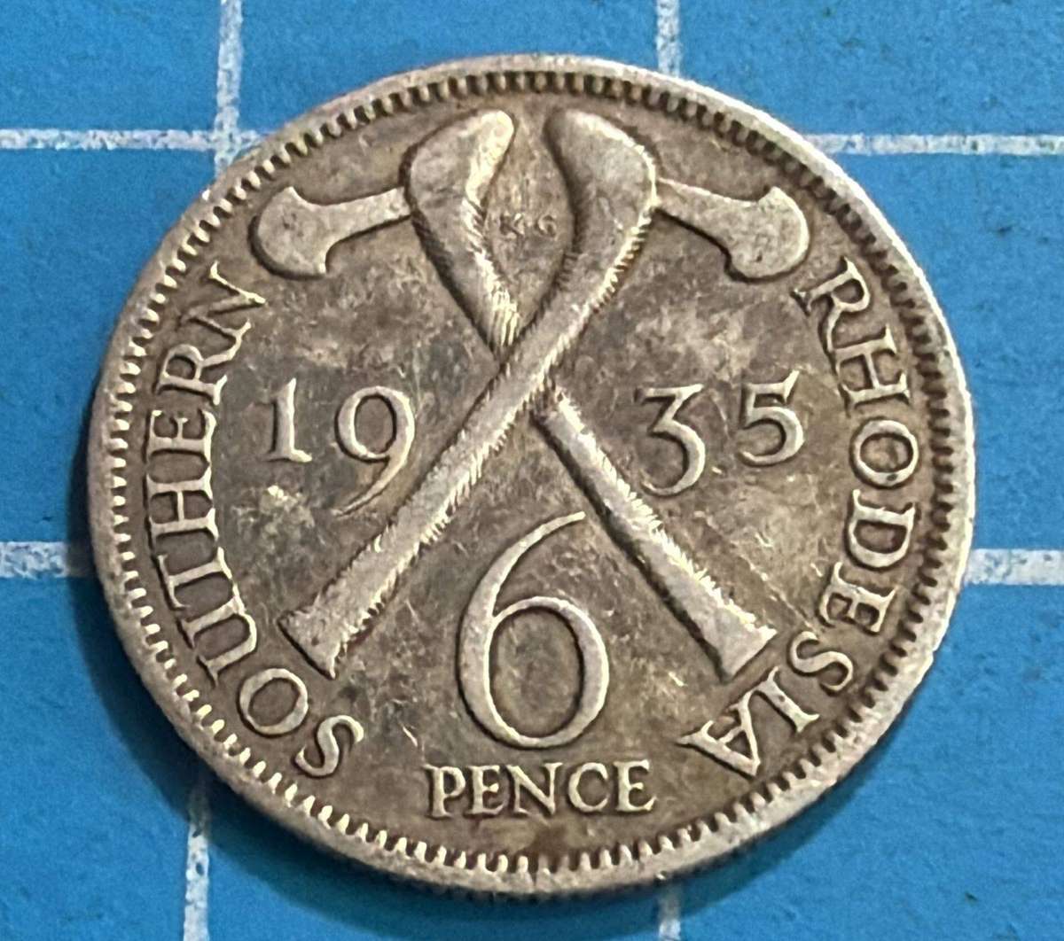 Southern Rhodesia 6 pence 1935- silver
