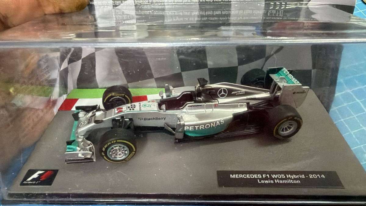 Mercedes F1 W05 Hybrid - 2014 - Lewis Hamilton