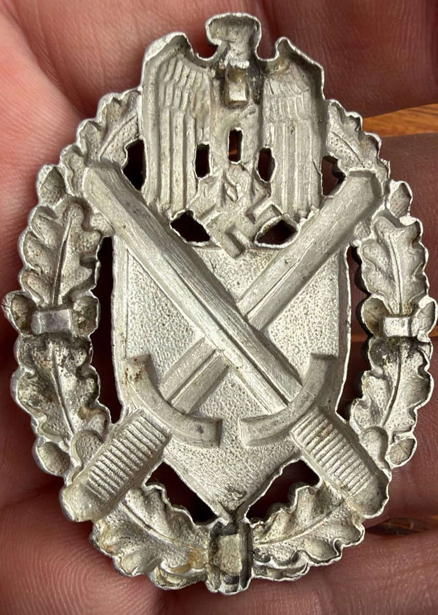 Sherman Wehrmacht Heer (Army) Marksmanship Lanyard Shield