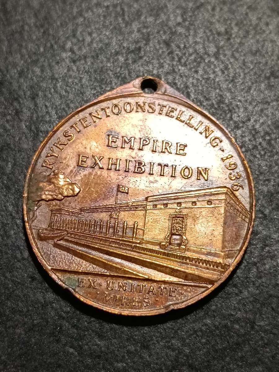1936 empire exhibition medallion