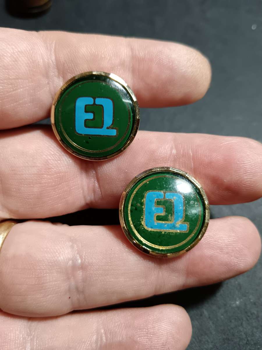 Cunard line RMS Queen Elizabeth 2 QE2 Maiden Voyage Cufflinks