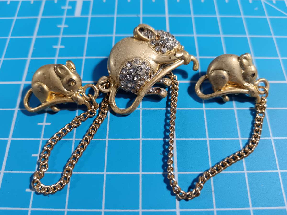 Costume Jewellery - Mice group