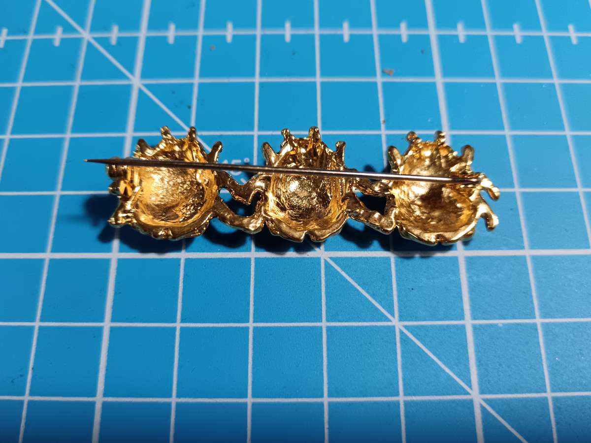 Costume Jewellery - Lady Bug Brooch