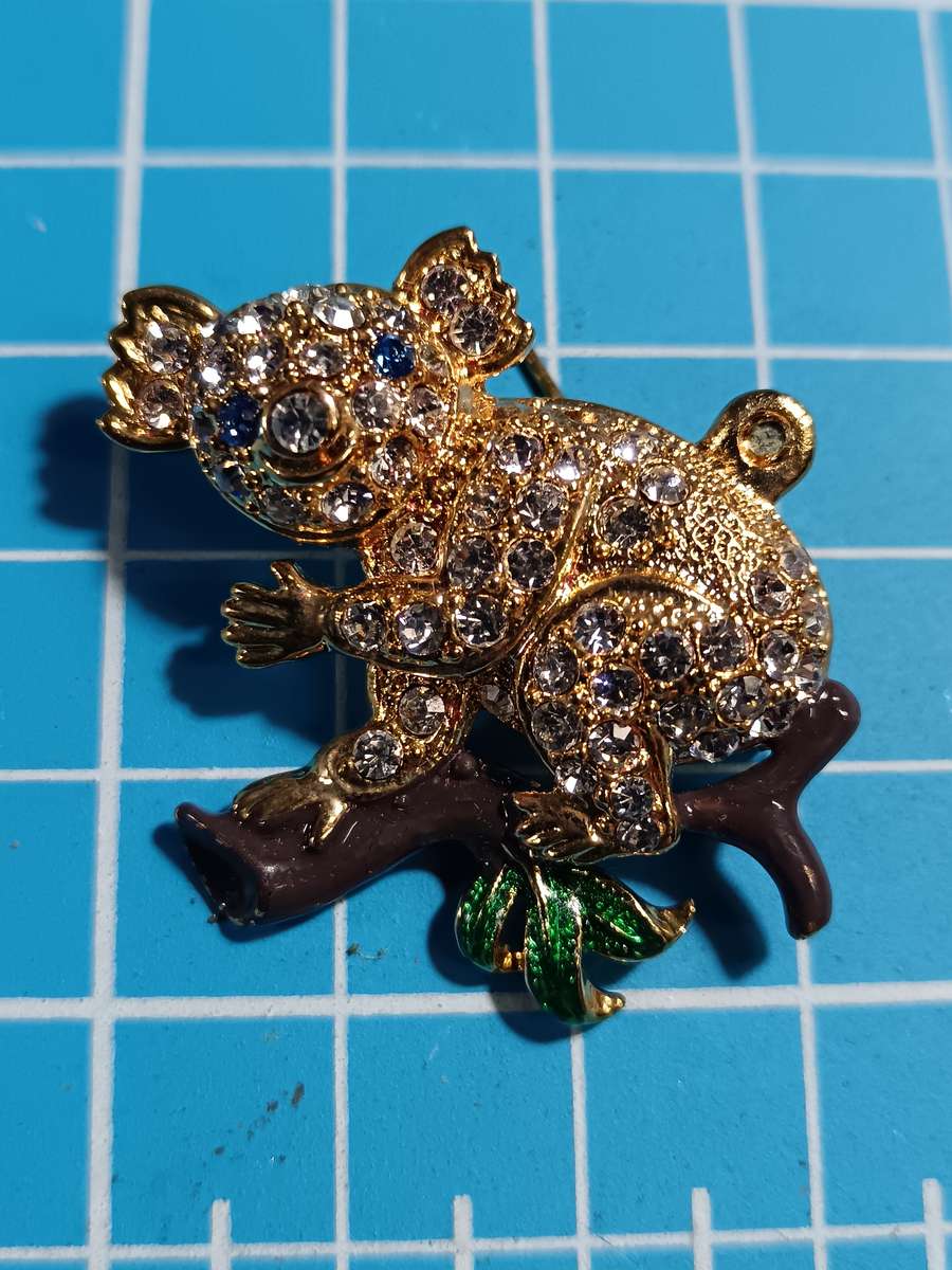 Costume Jewellery - beautiful koala brooch