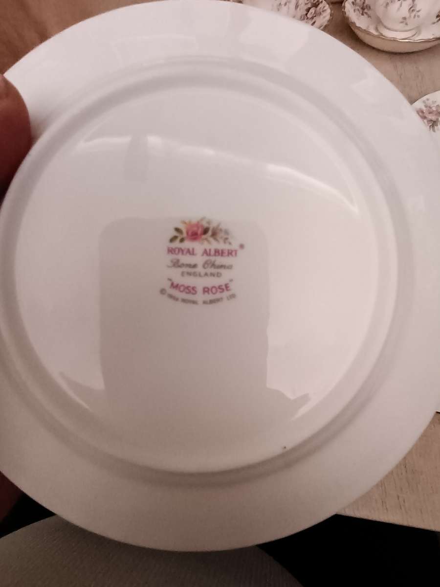 Royal Albert Moss Rose side plates - set of 6