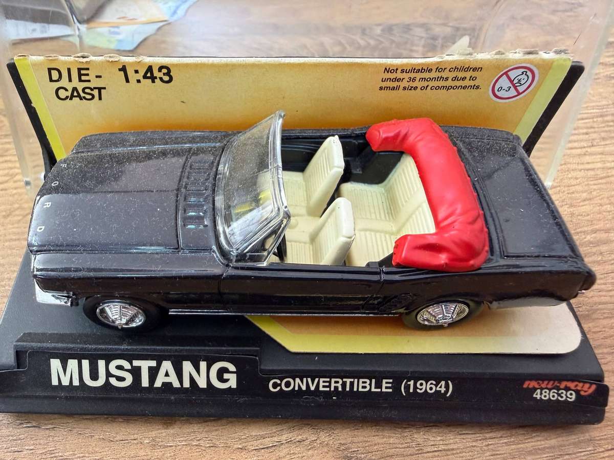 New Ray Mustang convertible - 1964 - 1:43